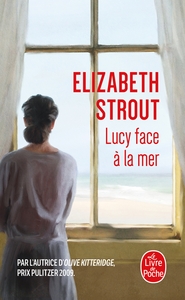 Image de Lucy face à la mer