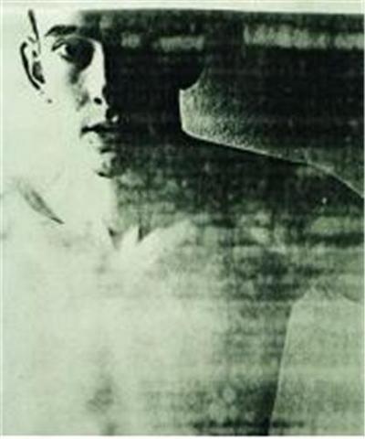 Picture of Wolfgang Tillmans Lighter /anglais/allemand