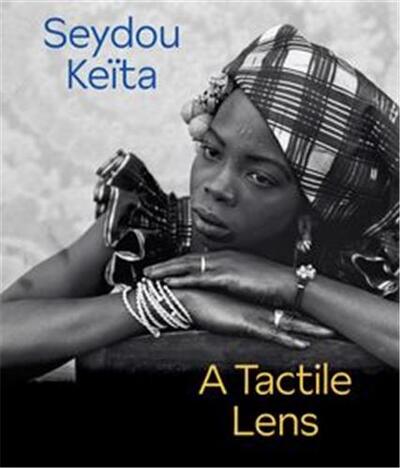 Picture of Seydou Keita A Tactile Lens /anglais