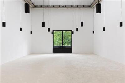 Picture of Hajra Waheed /anglais