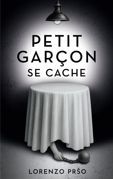 Image de Petit garçon se cache