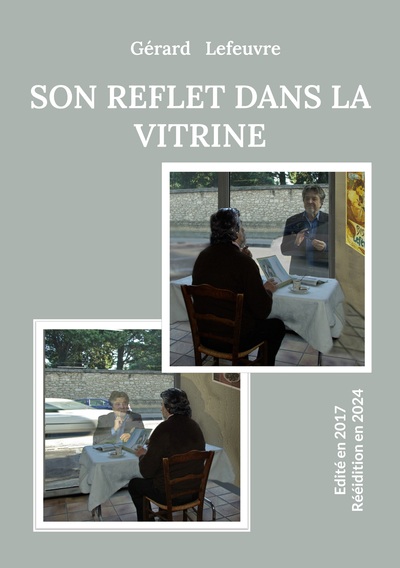 Picture of Son reflet dans la vitrine