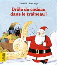 Picture of Drôle de cadeau dans le traîneau