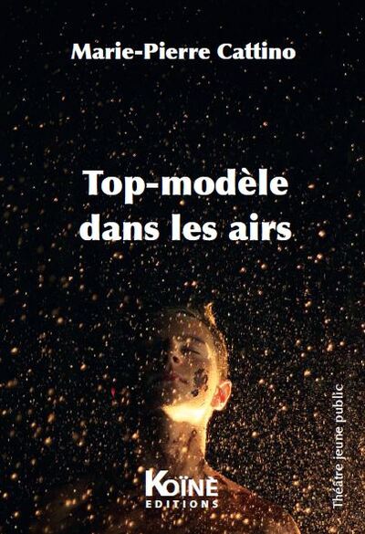 Image de Top-modèle dans les airs