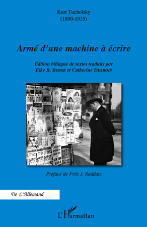 Image de Armé d'une machine à écrire