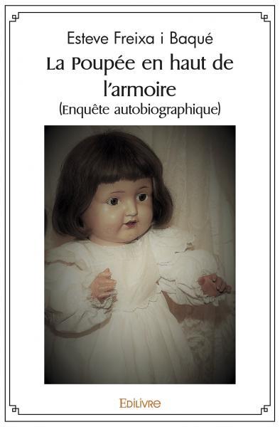 Image de La poupée en haut de l'armoire