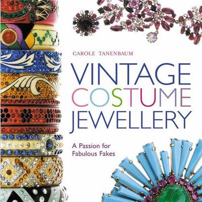 Picture of Vintage Costume Jewellery /anglais