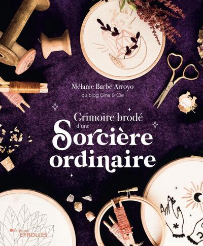 Image de Grimoire brodé d'une sorcière ordinaire