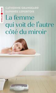 Image de La femme qui voit de l'autre côté du miroir