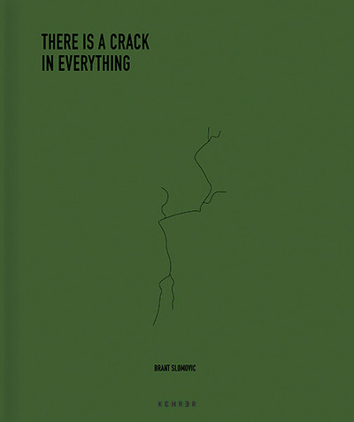 Image de THERE IS A CRACK IN EVERYTHING