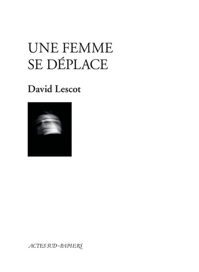 Picture of Une femme se déplace