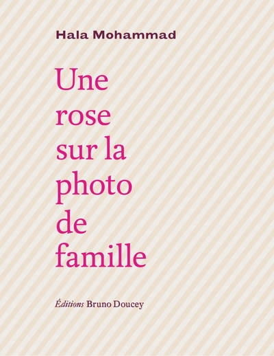 Picture of Une rose sur la photo de famille