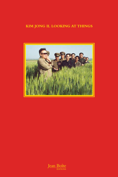 Image de Kim Jong Il looking at things