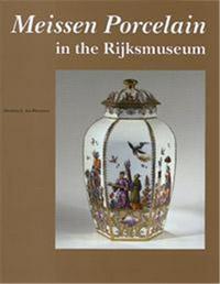 Picture of Meissen Porcelain in the Rijksmuseum /anglais