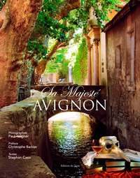 Picture of Sa Majesté Avignon - Français