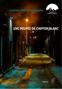 Image de Une poupée de chiffon blanc