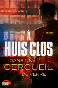 Image de A huis clos dans un cercueil de verre