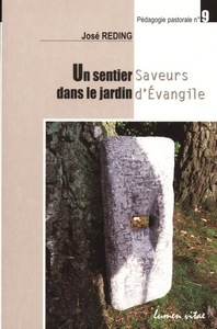 Picture of Un sentier dans le jardin