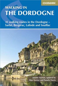 Image de WALKING IN THE DORDOGNE