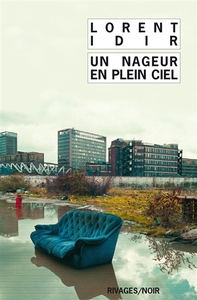 Image de Un nageur en plein ciel