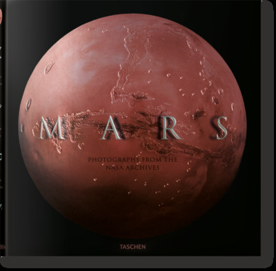 Picture of Mars. Photographs from the NASA Archives