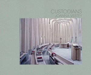 Image de Custodians /anglais
