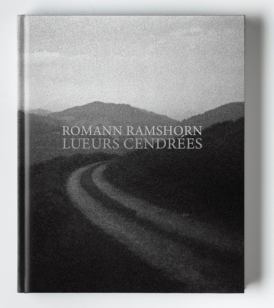 Image de LUEURS CENDRÉES