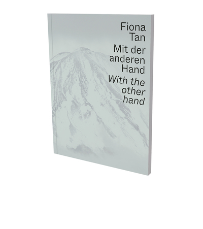Image de Fiona Tan: With the other hand