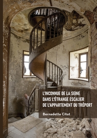 Image de L'inconnue de la Seine dans l'étrange escalier de l'appartement du Tréport