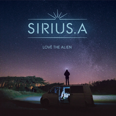 Image de LOVE THE ALIEN
