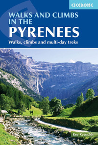 Image de WALKS AND CLIMBS IN THE PYRENEES