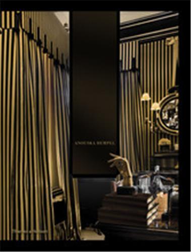 Picture of Anouska Hempel /anglais
