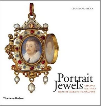 Picture of Portrait Jewels /anglais