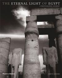 Image de The Eternal Light of Egypt A Photographic Journey /anglais