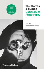Picture of The Thames & Hudson Dictionary of Photography (Paperback) /anglais