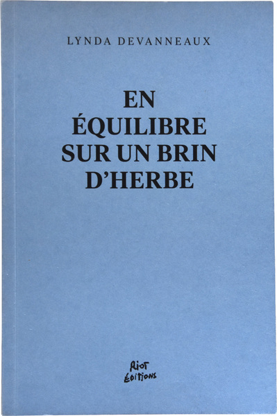 Image de En équilibre sur un brin d'herbe