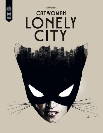 Catwoman Lonely City (9791026826484-front-cover)