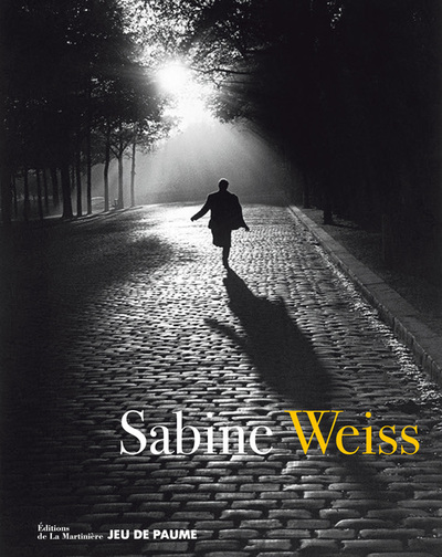 Sabine Weiss  (bilingue), catalogue d'exposition (9782732480077-front-cover)