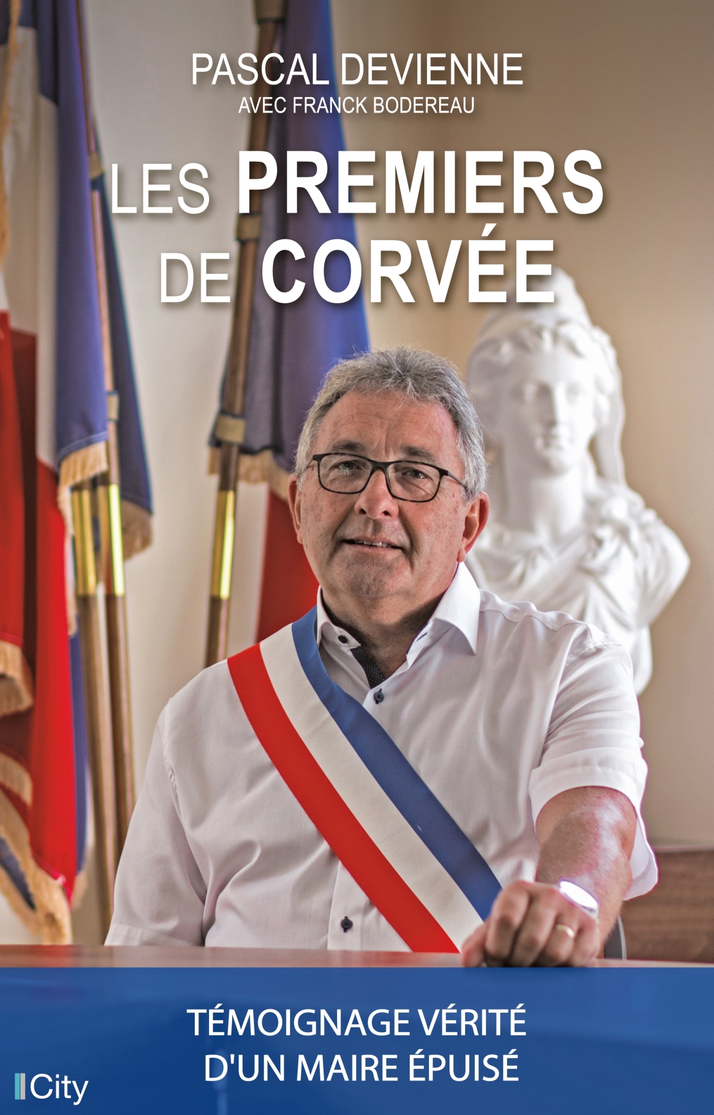 Les premiers de corvée (9782824616407-front-cover)