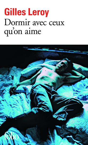 Dormir avec ceux qu'on aime (9782070451517-front-cover)