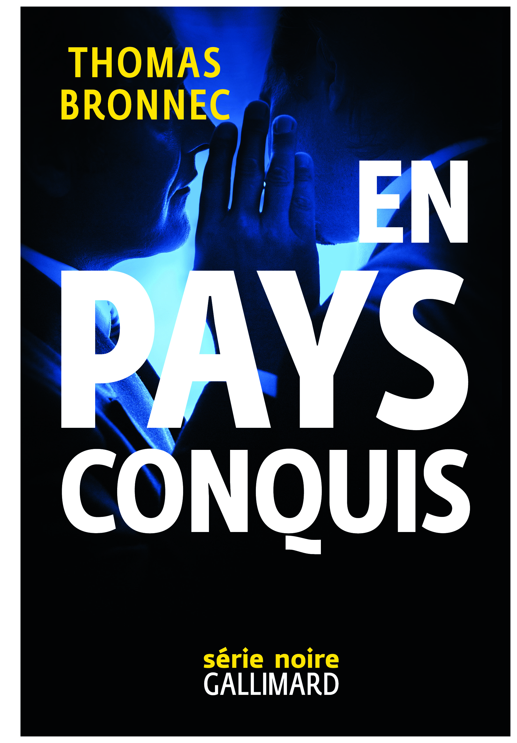 En pays conquis (9782072709944-front-cover)