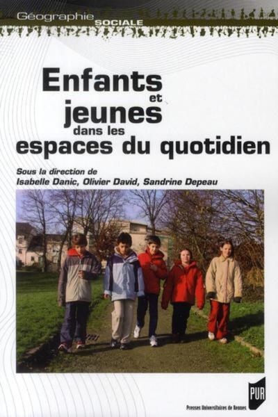 ENFANTS ET JEUNES (9782753510272-front-cover)