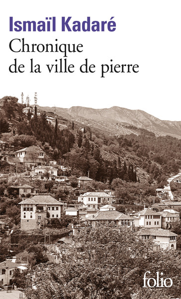 Chronique de la ville de pierre (9782070374168-front-cover)