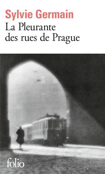 La Pleurante des rues de Prague (9782070388813-front-cover)