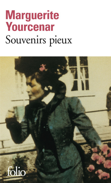 Souvenirs pieux (9782070371655-front-cover)
