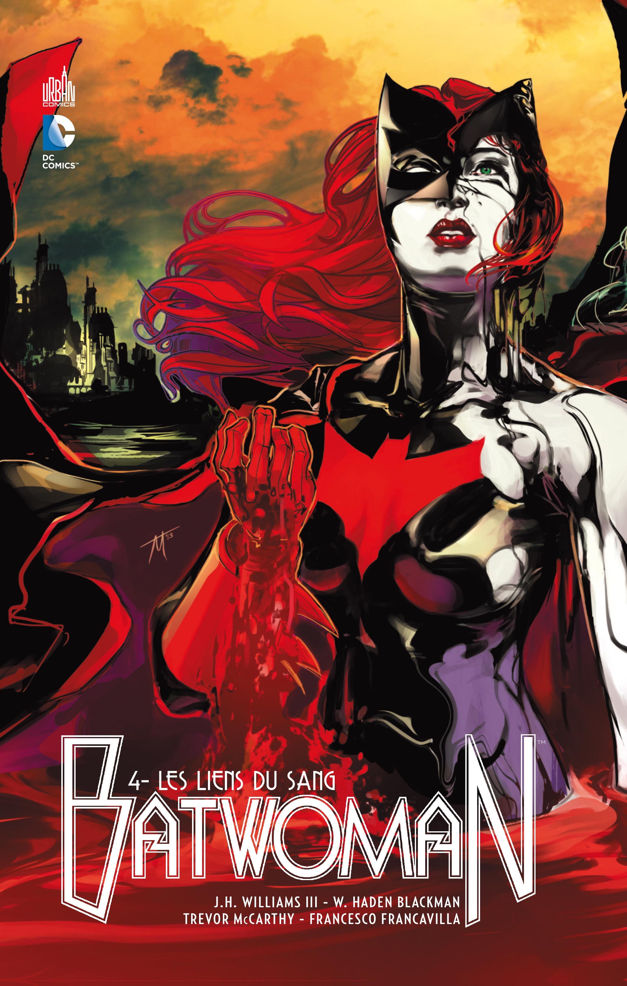 BATWOMAN - Tome 4 (9782365776189-front-cover)