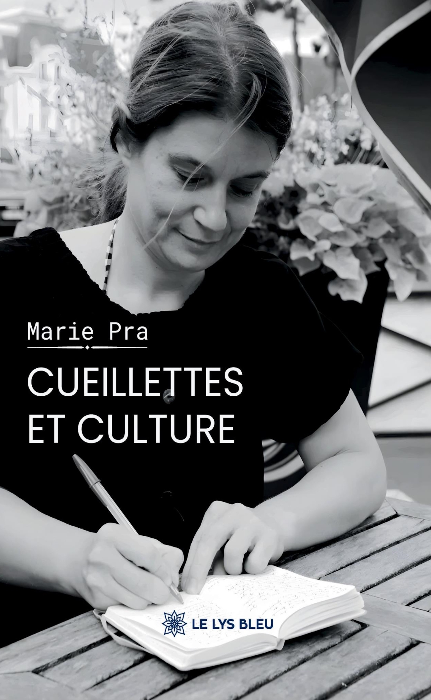 Cueillettes et culture (9791044035752-front-cover)