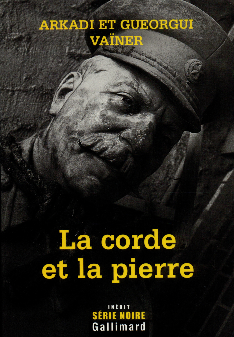 La corde et la pierre (9782070761517-front-cover)