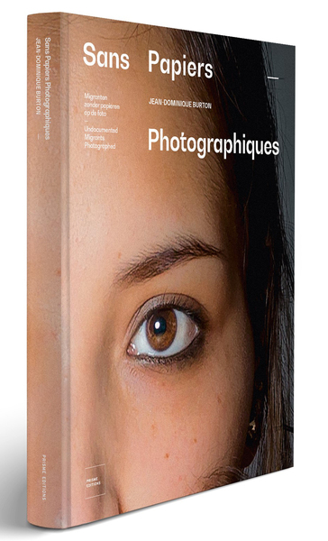 Sans Papiers Photographiques (9782930451299-front-cover)