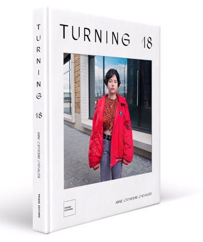 Turning 18 (9782930451336-front-cover)
